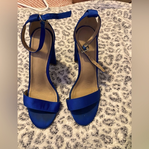 womens tops, heels, and shoes! - Picture 1 of 13